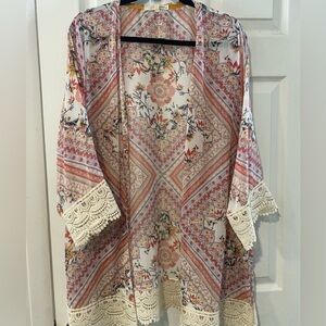 Rewind Floral Kimono with Lace Trim - Multicolor